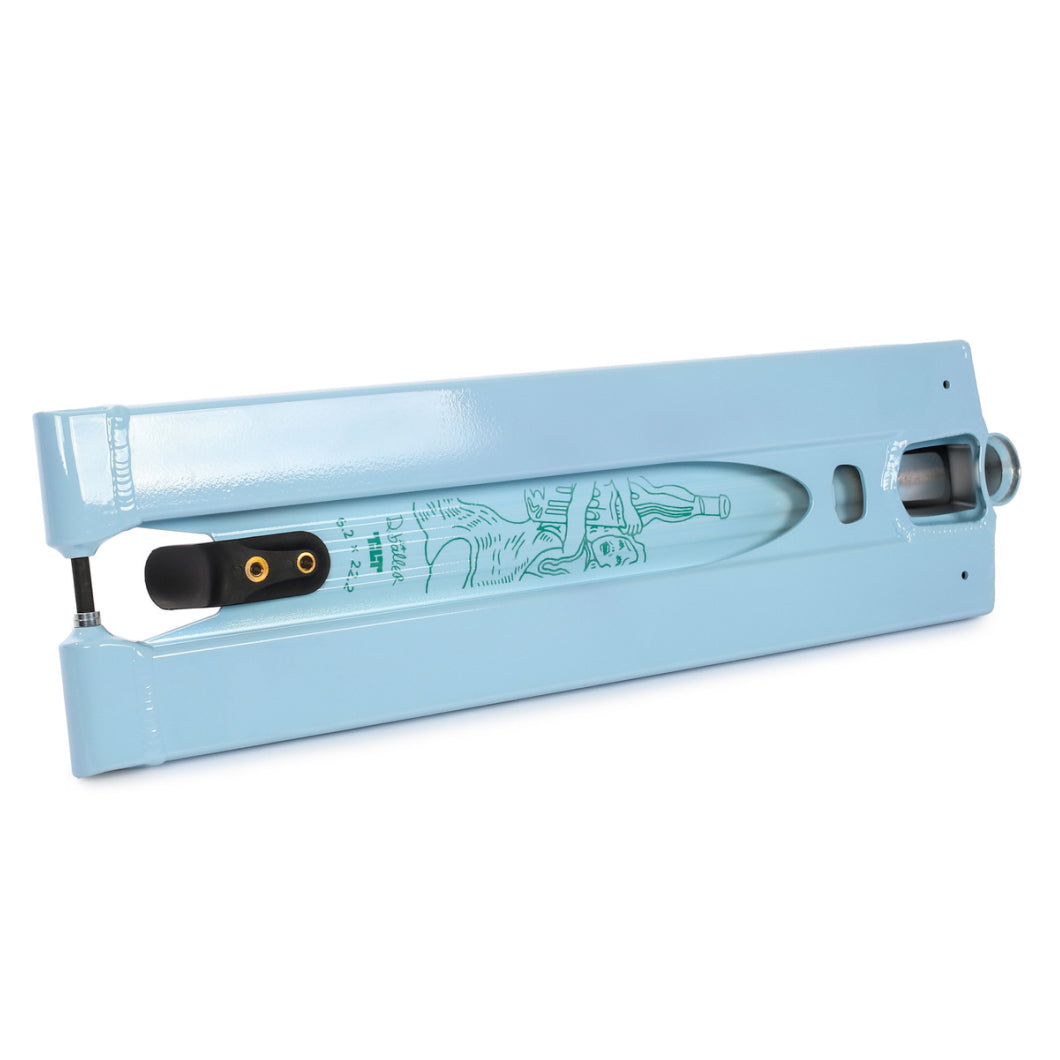 Tilt Selects Delaney Deck