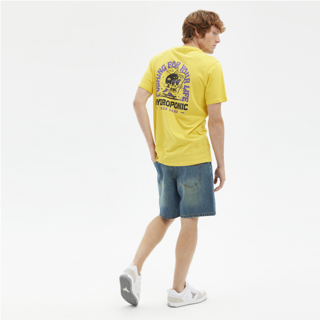 T-SHIRT PUSHING YELLOW