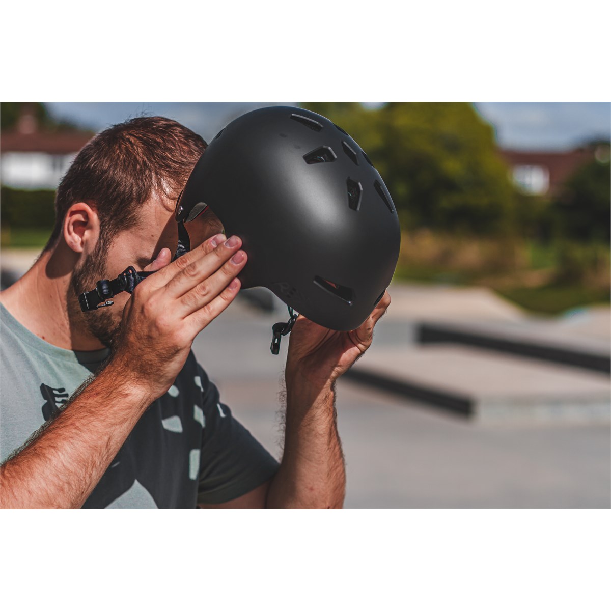 REKD Elite 2.0 Helmet