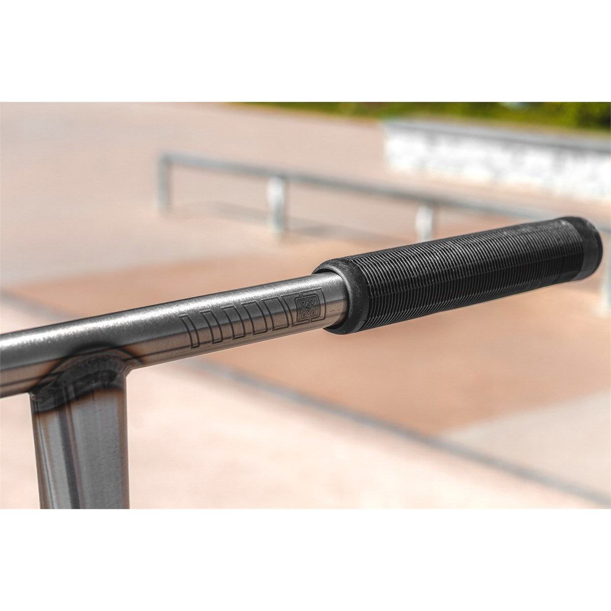Slamm Strobe Pro Scooter - Black/Silver