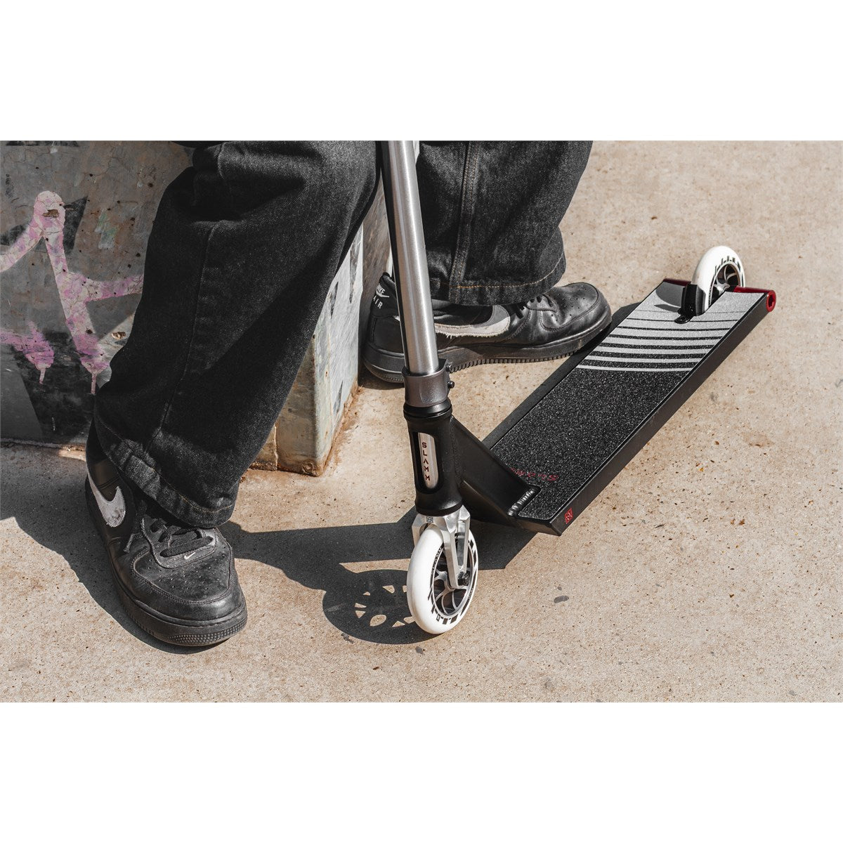 Slamm Strobe Pro Scooter - Black/Silver