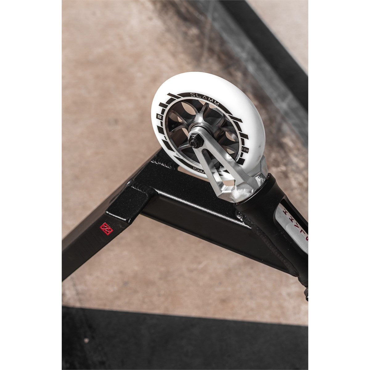 Slamm Strobe Pro Scooter - Black/Silver