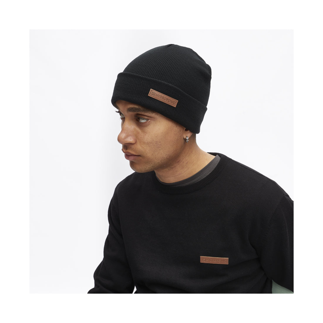 BEANIE ILLOURA BLACK